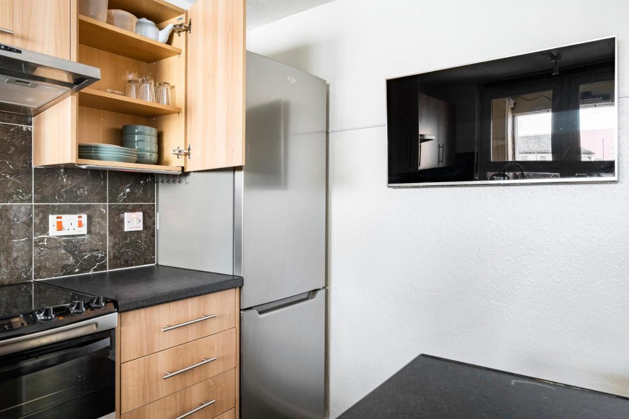 Lovely 1-Bedroom Property With Balcony In West End Glasgow Dış mekan fotoğraf