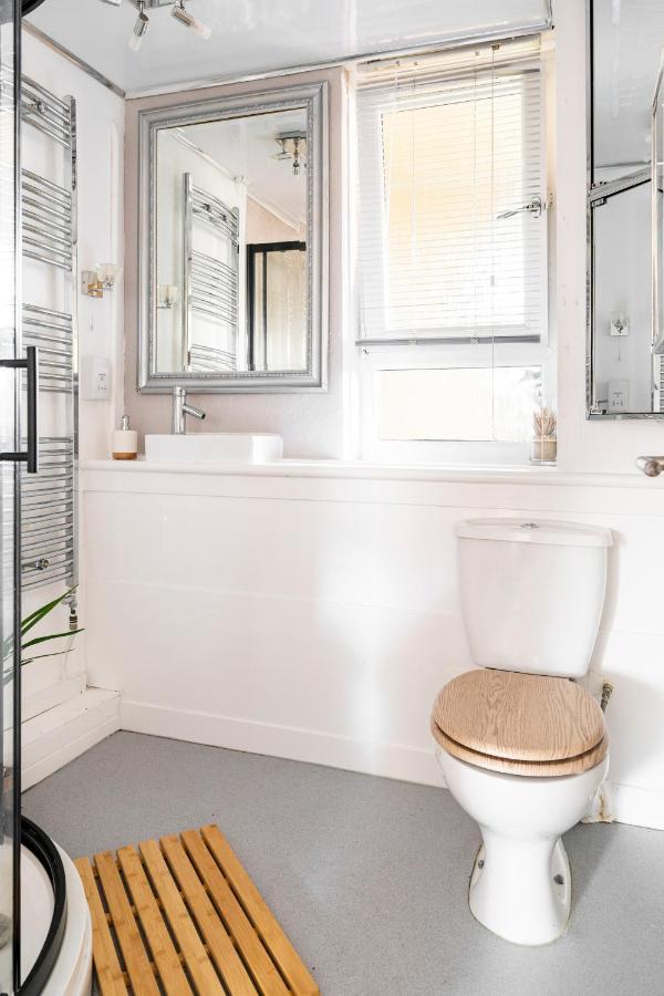 Lovely 1-Bedroom Property With Balcony In West End Glasgow Dış mekan fotoğraf