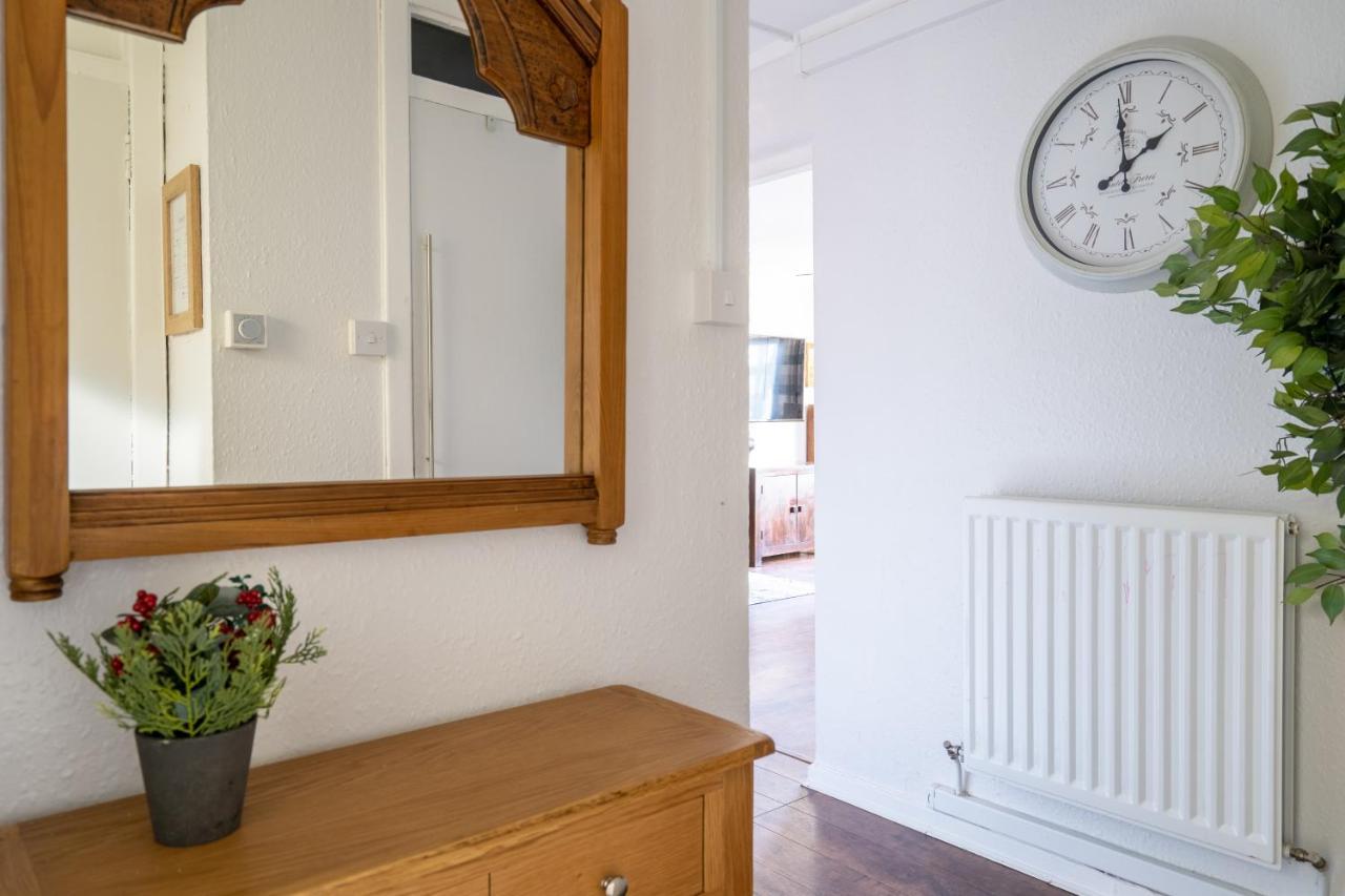 Lovely 1-Bedroom Property With Balcony In West End Glasgow Dış mekan fotoğraf