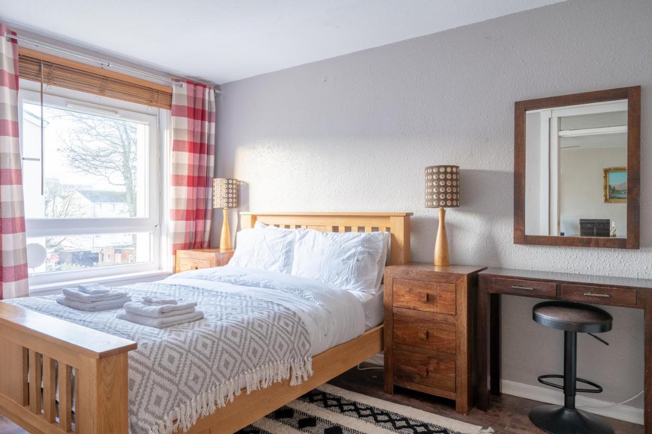 Lovely 1-Bedroom Property With Balcony In West End Glasgow Dış mekan fotoğraf